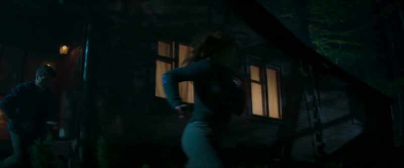 [wind howling] - [thunder rolling]