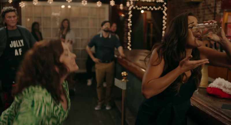 Winner! -Winner! Yes! Yes!