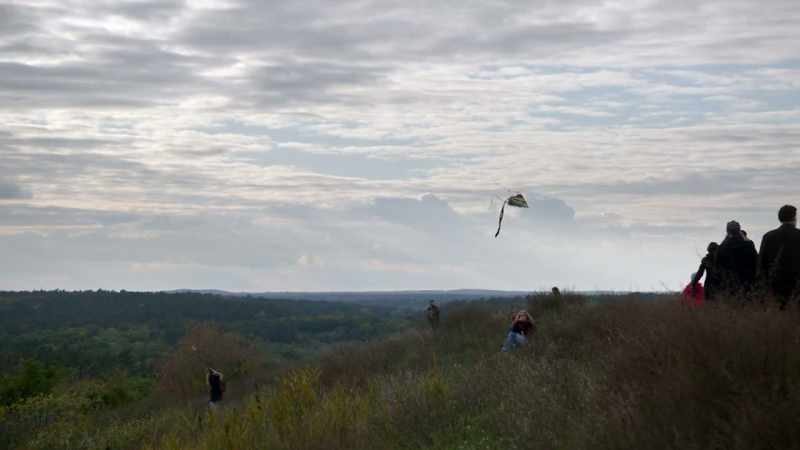 With its popular hilltop viewing point, teufelsberg