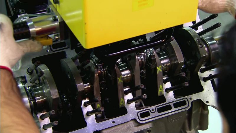 With the aid of an automatic torque gun