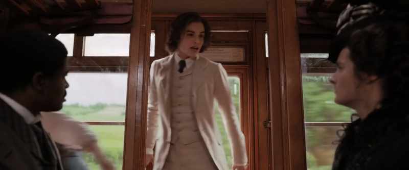 [woman gasping]