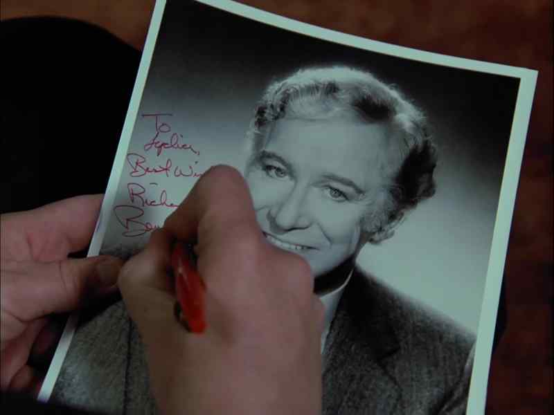 [Woman] Oh, Mr. Bennett, you're so kind