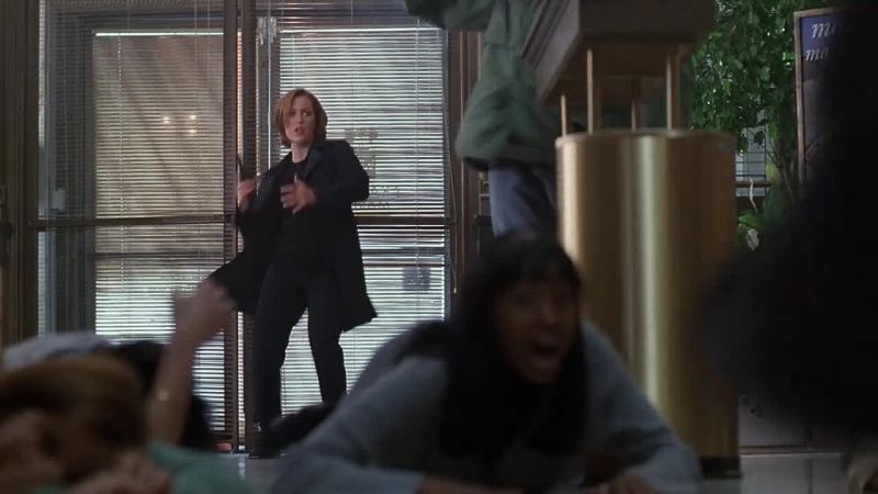 (woman screams)
