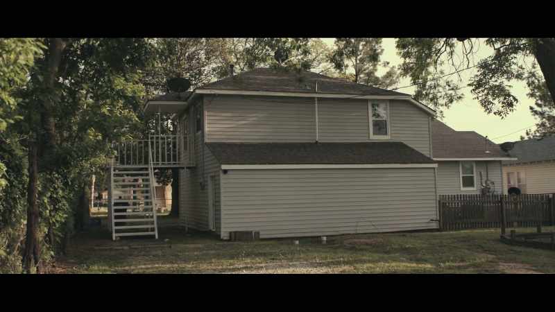 [woman] So... this is where Debbie's apartment was