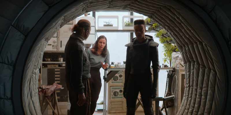 Would Hari's plan have assumed we'd wait for help or act on our own?