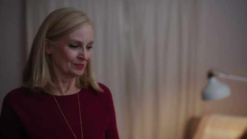 Would you like to hold her? -Yes, yes
