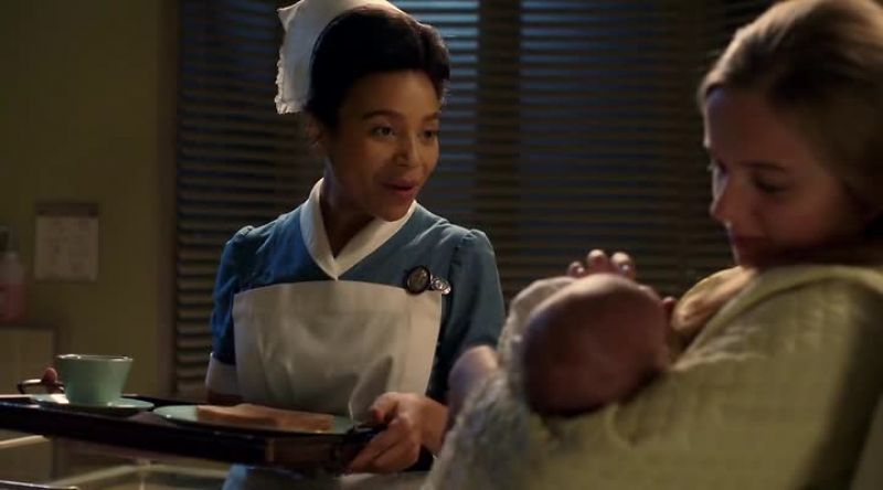 Would you like to put Sarah in the cot while you have
