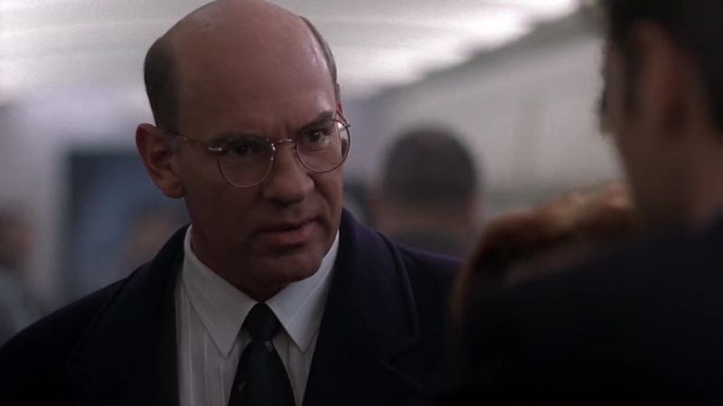 Would you like to tell me what's going on here, Agent Mulder?