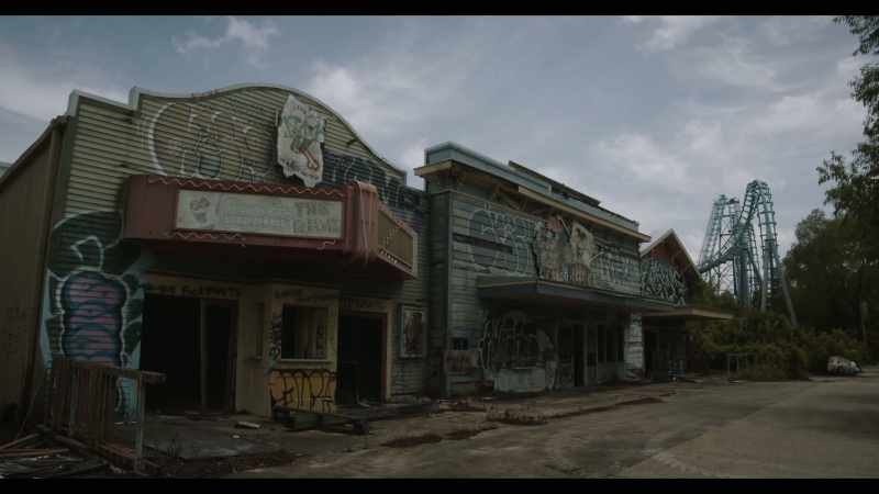 Would rebuilding a theme park in New Orleans