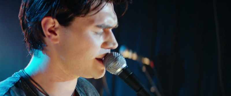�� Would you take the place of this man? ♪