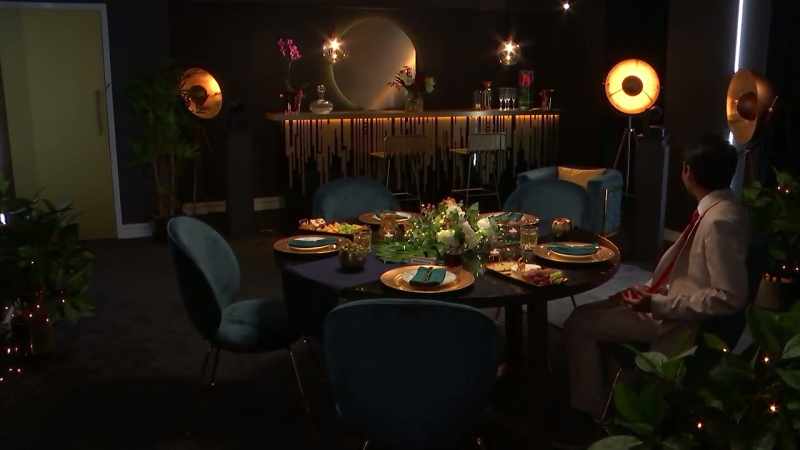 Wow! This is a really nicely done room