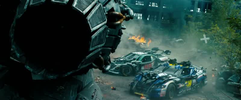 Wreckers, kill him!