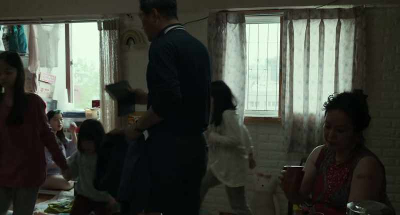 Ye-ji, take the kids over there