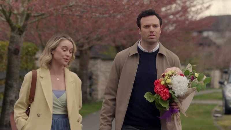 Yeah. Hannah told Elliot to do it when they got engaged