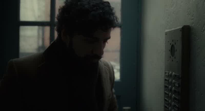 Yeah? - Hey, it's me, Llewyn. - Yeah? - Can I come up?