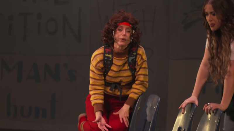 �� Yeah it's gotta be Donna ♪