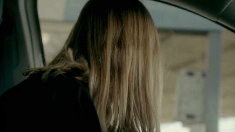 Yeah, she's just going into her car and leaving