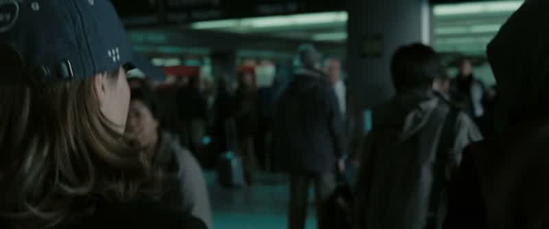 Yes, l'm walking toward them now