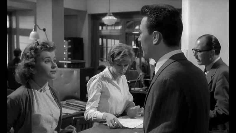 Yes, sir. - My name is Lampton, Joe Lampton