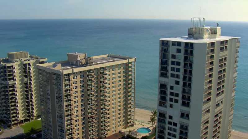 Yet every year, just off Florida 's Palm Beach
