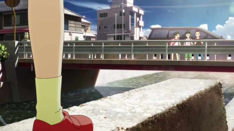 Yoriko's walking home with us. Right?