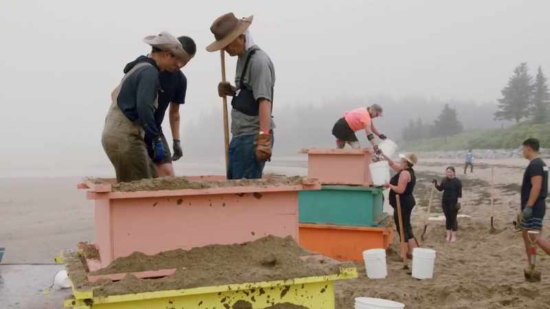 [yoshi] this sound... -[wet thumping]