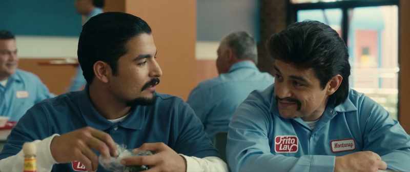 You already met Nacho. This is Hector. - Hey