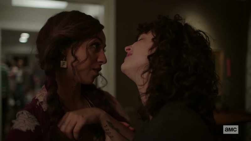 You are so drunk. - [Laughs]