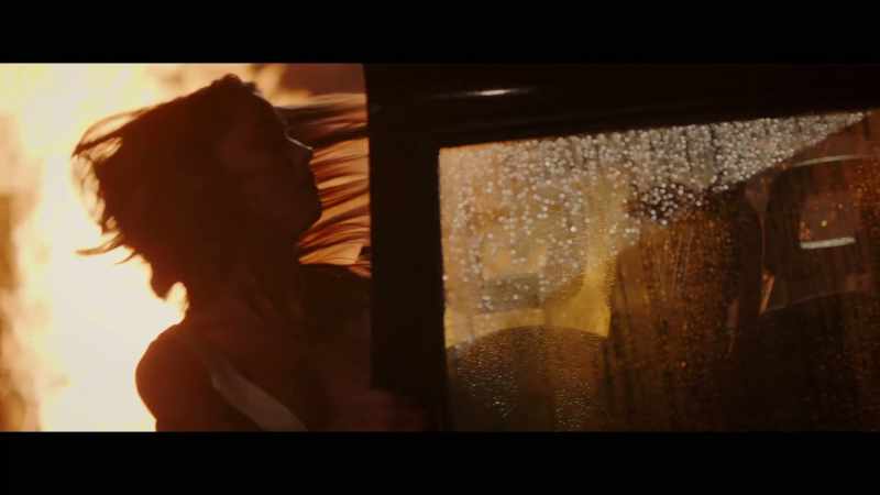 �� You better see right ♪ ♪ through that mother's eyes ♪