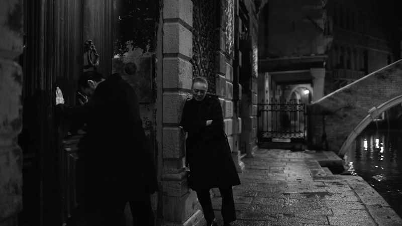 You didn't bring the key. - No, I didn't, and you know why?