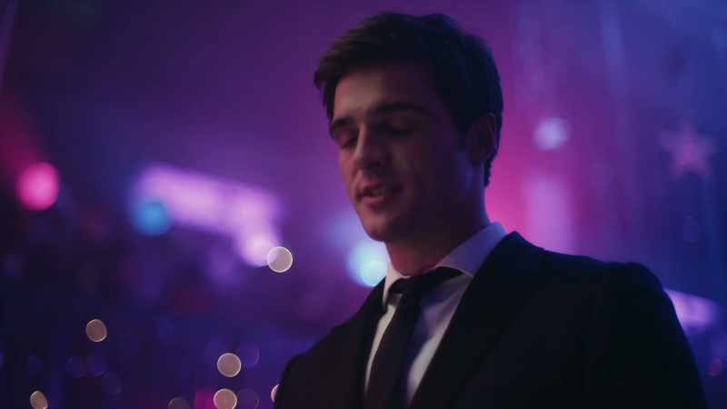 You don't even know how to dance. - It's a slow song. Let's go. Get up