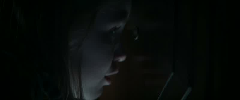 You don't look so good MomOhNothing a big old hug and kiss from you won't fixOpen up nowlike a good girlThat's itCome on nowDo it for Mom and Dad