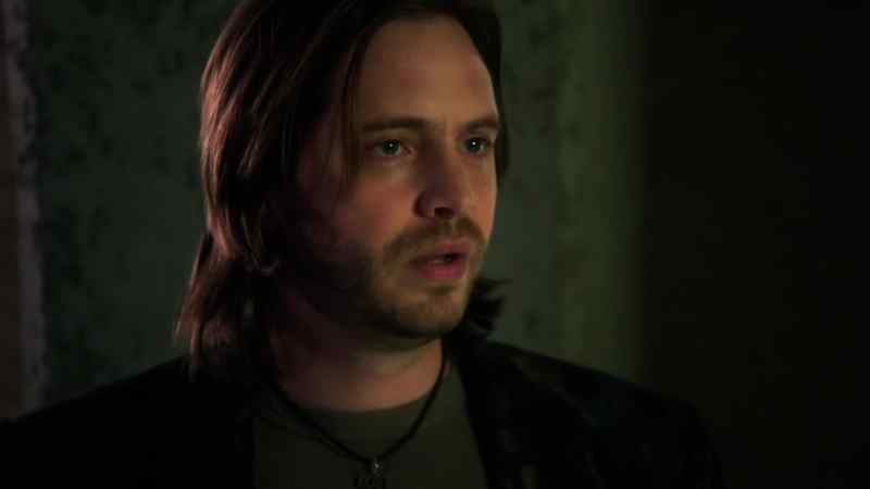 You ever kill anyone, Chris? - No. But how hard can it be?