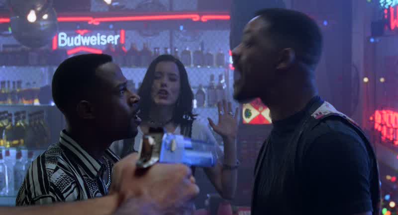 I'm gone Freeze bitchYou freeze bitchOh shit I'm fuckedNow back upPut the gun down And get me a pack of tropical fruit BubbliciousAnd some Skittles