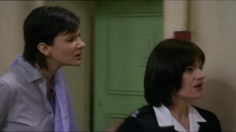 You going to shut it Wade or what I want to see her Yeah