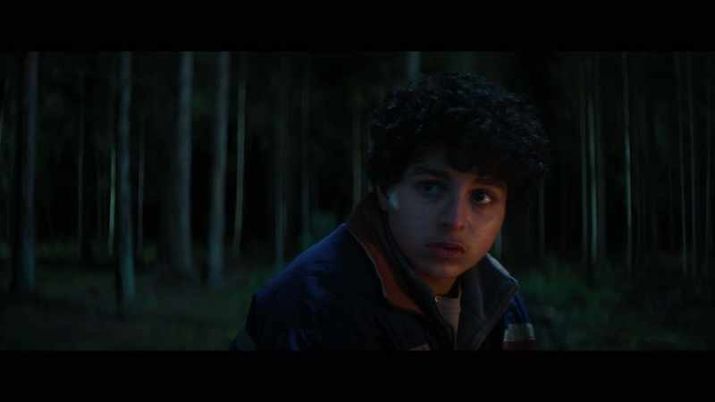You have to get out! -I can't hold on!