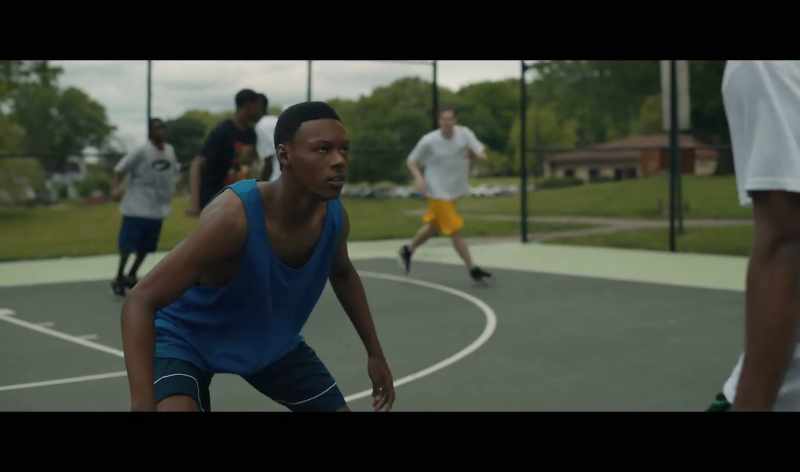 You know I'm about to go left and dunk this, right? Watch this, my nigga