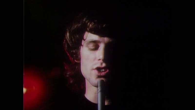 �� You know the day destroys the night ♪