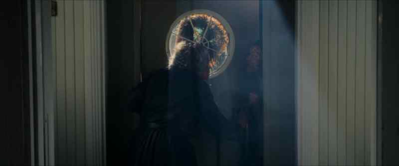 You let me in! You witch, you let me in!