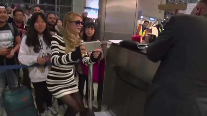 You look great, Paris! -...the original influencer