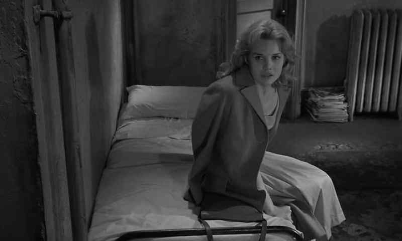 You look tired. Why don't you get some sleep?