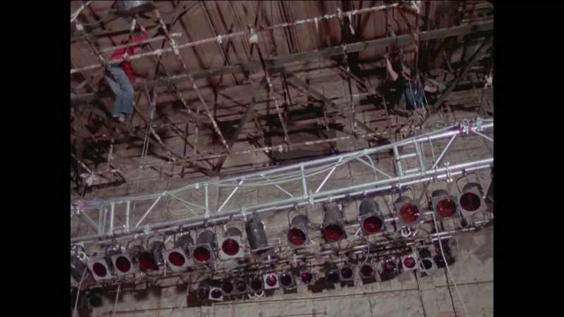 You must aim for maximum effect, both aurally and visually