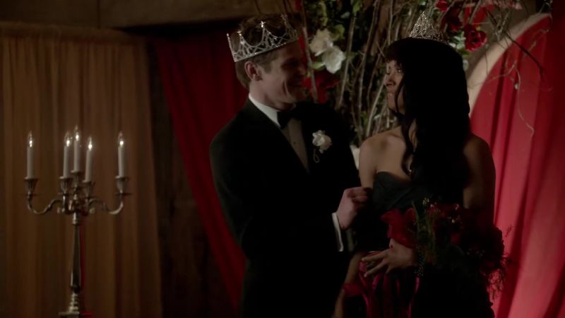 You need to get your queen off the stage