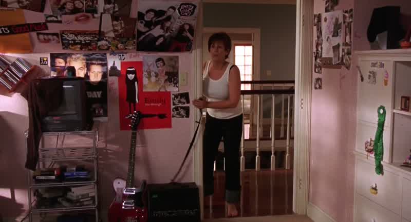 You pierced your navelYeah I meant to talk to you about thatWhen did you do this At Maddie's cousin's sweet 16Well when you get your body back it's grounded