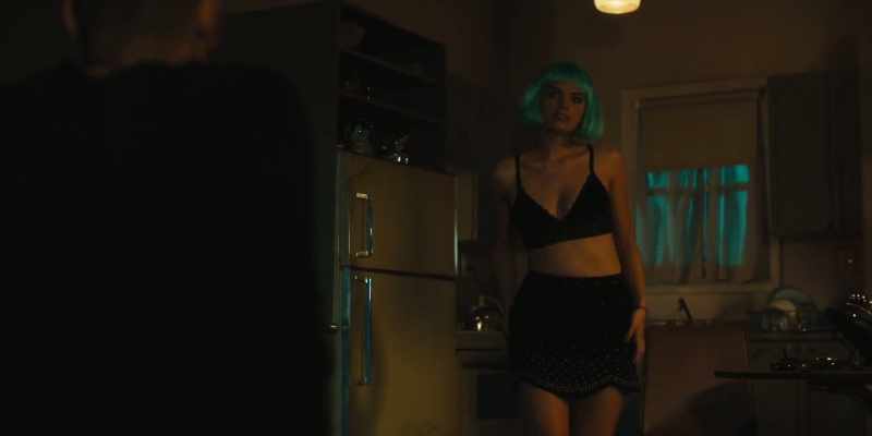 �� You pull back the curtains ♪