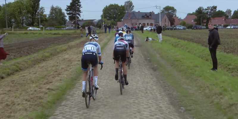 You see how slippery it is from when Ellen van Dijk had that problem