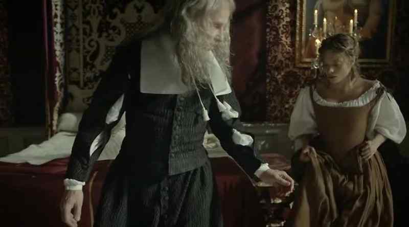 You tend to Her Majesty. I'll get items for a poultice