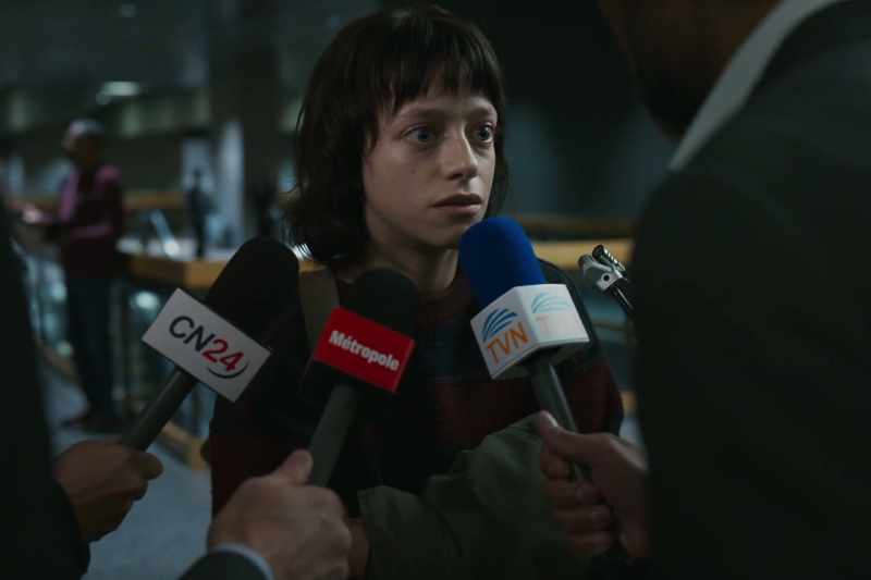 You think Chevalier is innocent? -Yes he is!