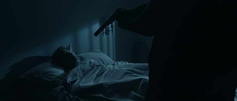 You tried to kill me. - No, Commander, I didn't kill anyone