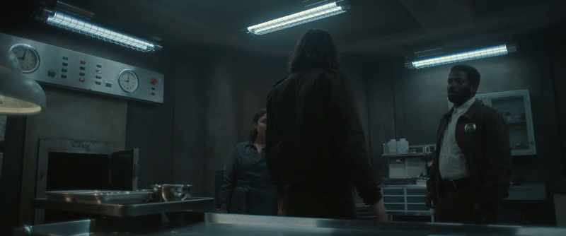 You had two bodies here yesterday... - the one that's missing, describe it